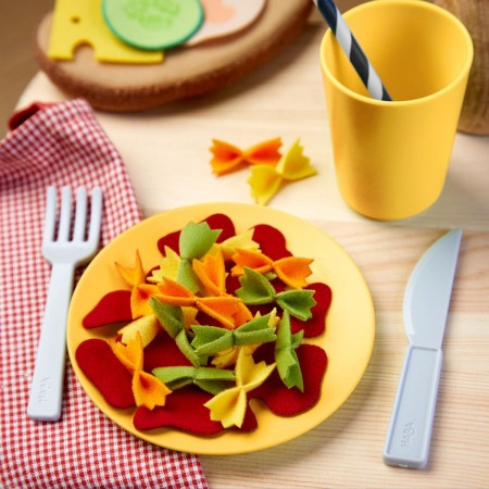 Haba Zestaw obiadowy Makaron zestaw naczyń plastikowych | Dadum Kraków Haba Zestaw obiadowy Makaron zestaw naczyń plastikowych | Dadum Kraków