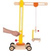 Goki Dźwig drewniany 64 cm na kółkach dla dzieci +3 Goki Dźwig drewniany 64 cm na kółkach dla dzieci +3