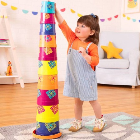 B.Toys Kubełki i wiaderko do piętrowania 10 sztuk B.Toys Kubełki i wiaderko do piętrowania 10 sztuk