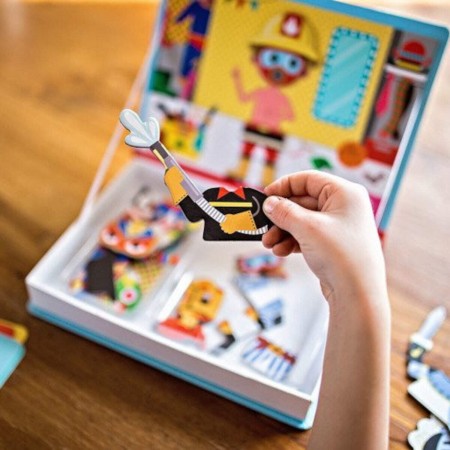 Janod Magnetibook magnetyczna układanka Kostiumy Chłopiec Janod Magnetibook magnetyczna układanka Kostiumy Chłopiec