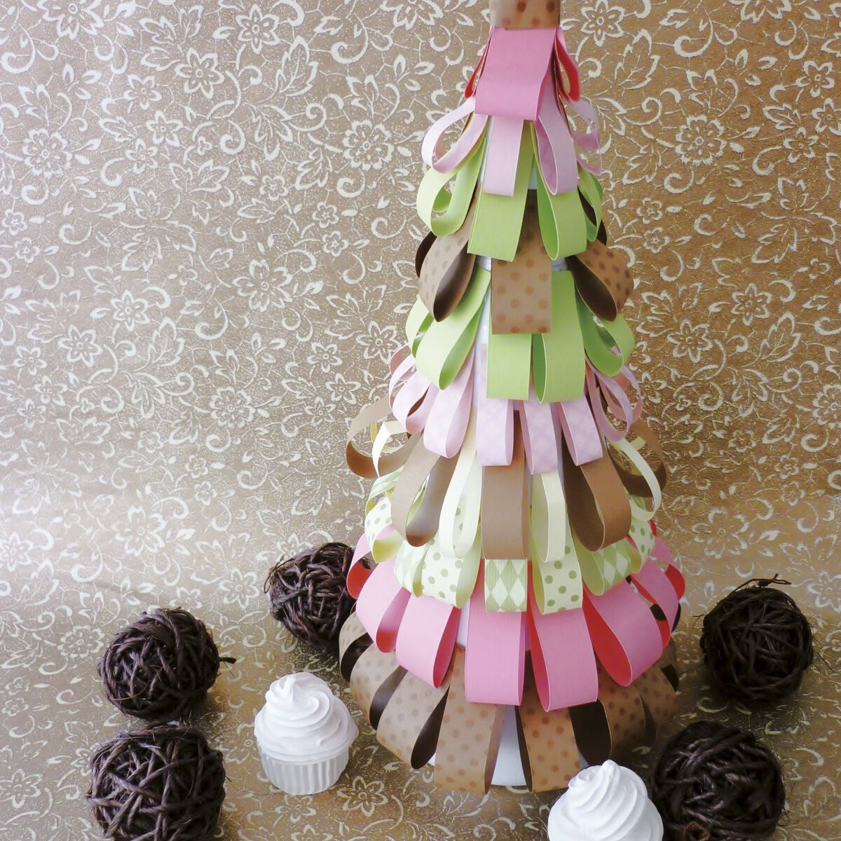 Stożek styropianowy 20 cm z twardego styropianu | Dadum Kraków