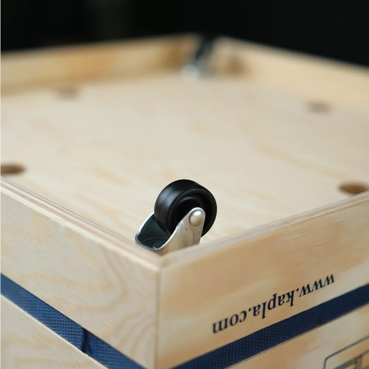 Kapla 1000 drewnianych klocków w skrzyni z książeczką