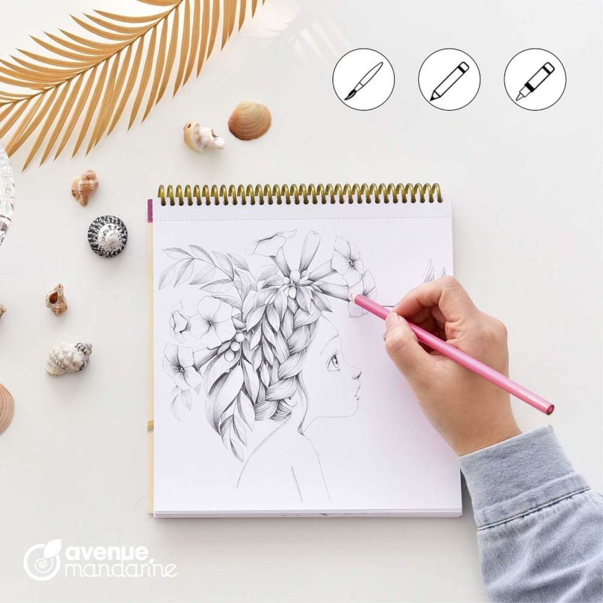 Kolorowanki Wild 1 od Emmanuelle Colin, 28 arkuszy 20x20 cm, dla młodzieży i dorosłych