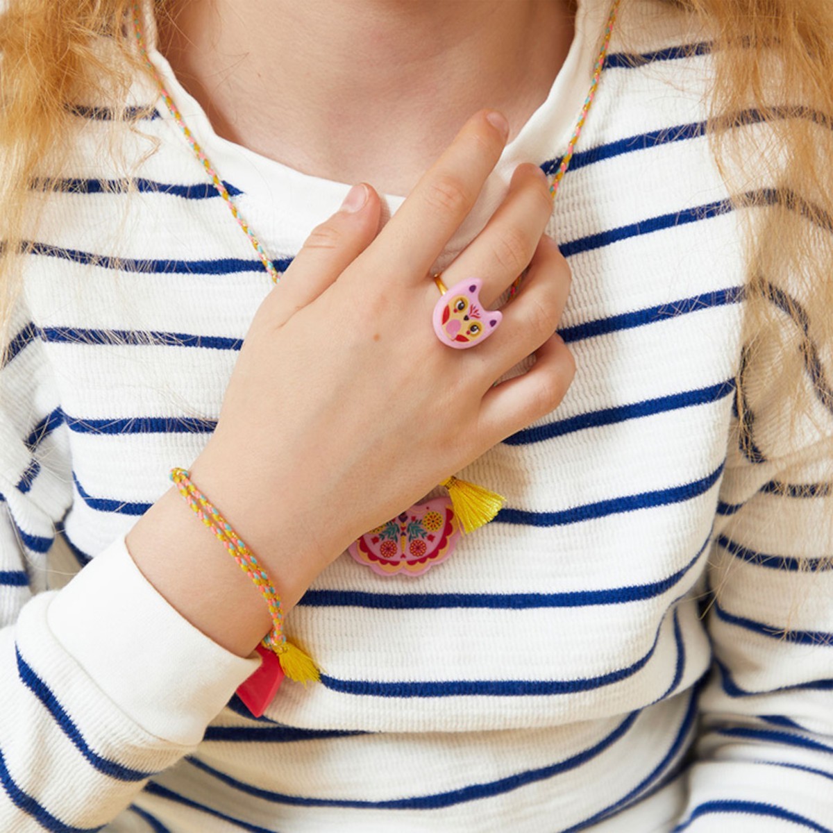 Zestaw kreatywny do tworzenia biżuterii dla przyjaciółek Klejnoty przyjaźni, Janod