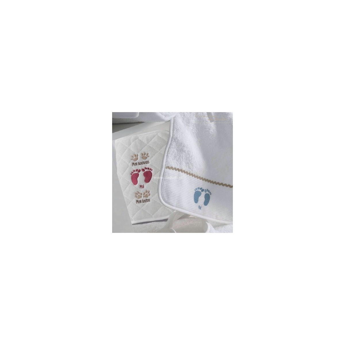 Ochraniacz do łóżeczka dla niemowląt 50x180cm Stópki błękitny, Poyet