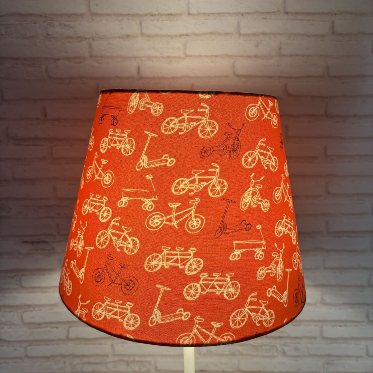 Lampa stojąca Rowerki Czerwone abażur stożek, Lamps & Co. | Dadum
