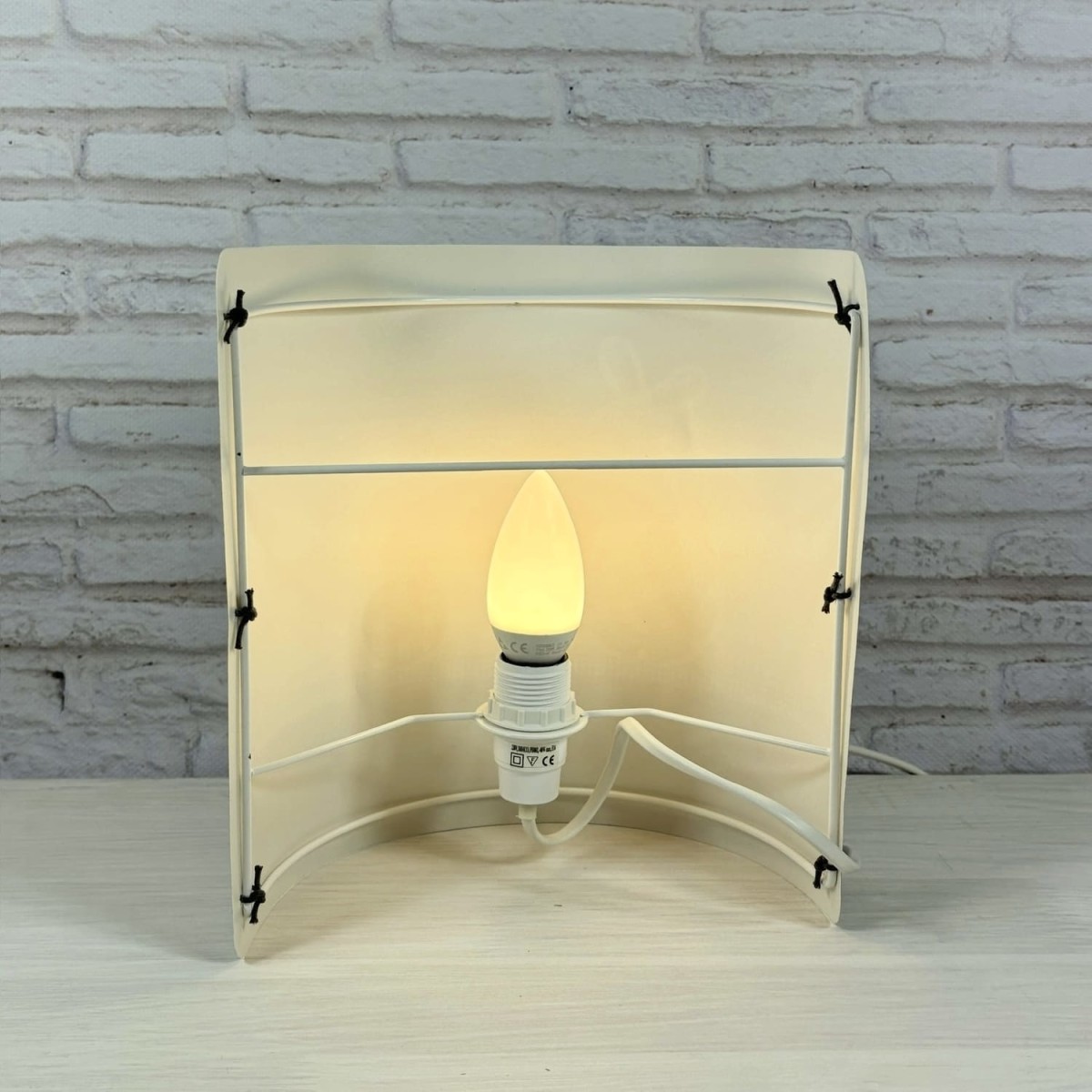 Kinkiet Gaston, Titoutam | Dadum