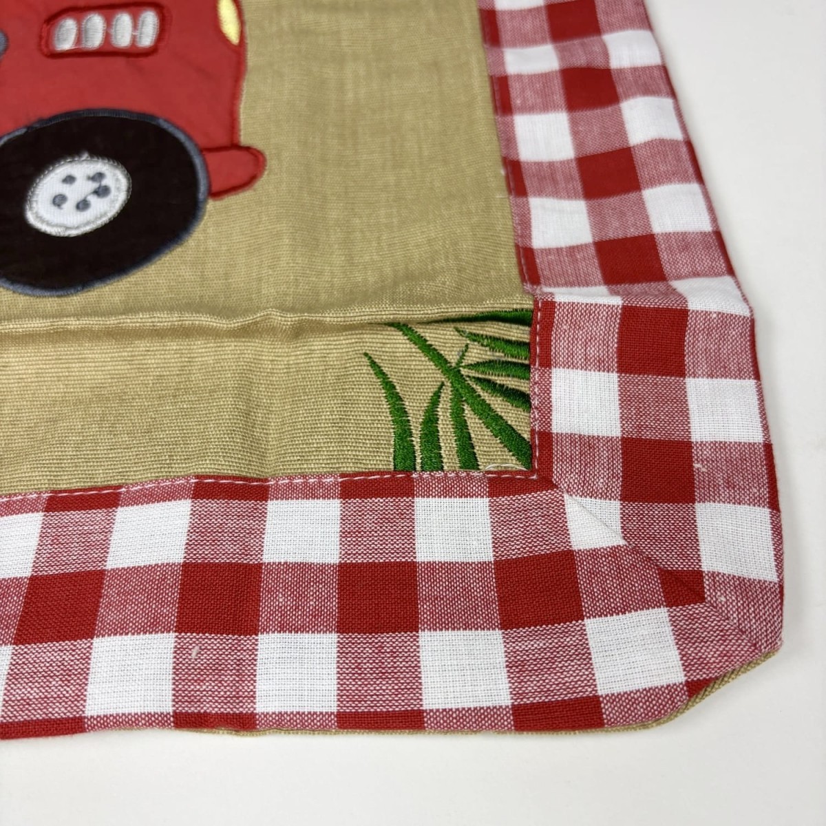 Poszewka dekoracyjna Farma, Win Green | Dadum Kraków