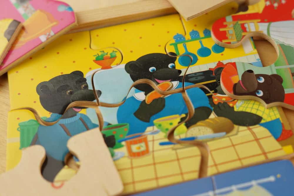 Drewniane puzzle Vilac z misiem, dla 2 latków